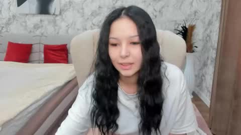 Anna online show from 09.16.25