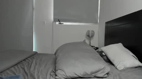 Anna online show from 02.20.25