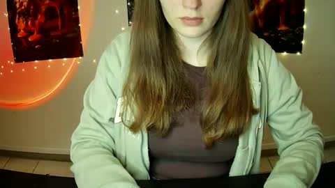 Bella online show from 09.20.25