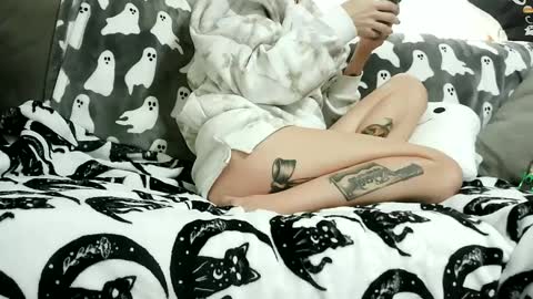 anne online show from 09.24.25