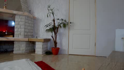 anne_blueeyes online show from 01.30.25
