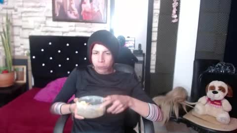 Anne online show from 10.16.25