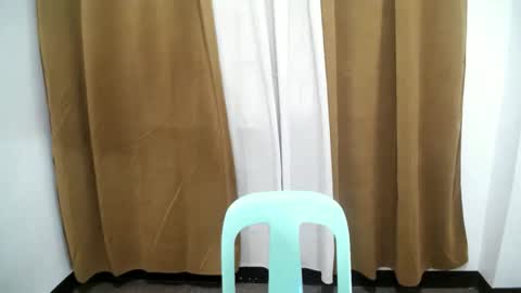 Snapshot of anne_chanelx chatting on 11.27.25 anne_chanelx online show from 11.27.25