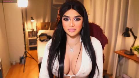 Anne Hart online show from 02.21.25