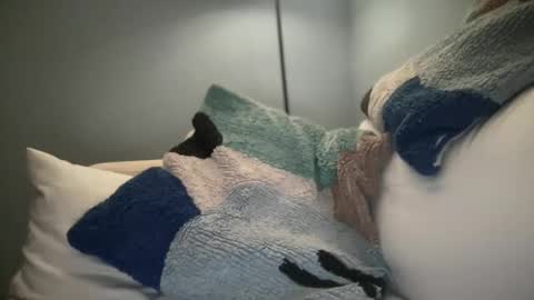 Snapshot of anned1991 chatting on 12.21.25 anned1991 online show from 12.21.25