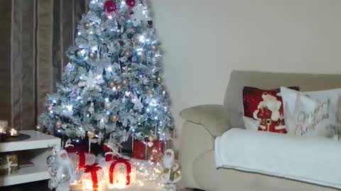 annesins online show from 11.22.25