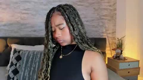 Snapshot of anneth__m chatting on 07.17.26 Anneth online show from 07.17.26