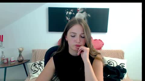 annewilsonn online show from 06.16.26