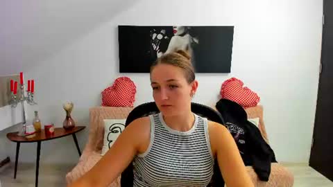 annewilsonn online show from 07.29.26