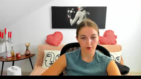 annewilsonn online show from 08.03.26