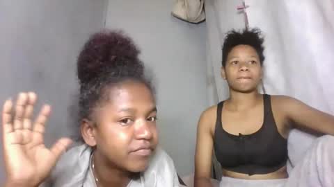 annick98 online show from 02.24.26