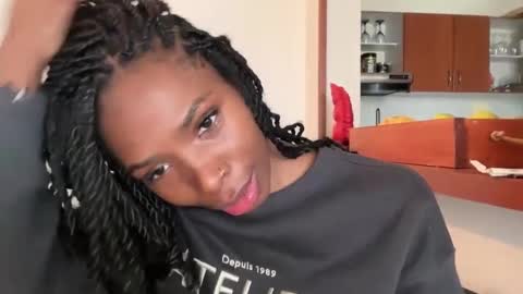 Independent model online show from 02.03.25