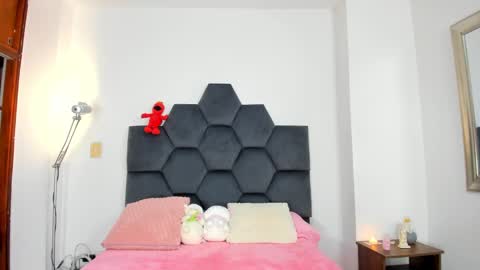 Snapshot of annie_dreams69 chatting on 01.10.25 Annie online show from 01.10.25