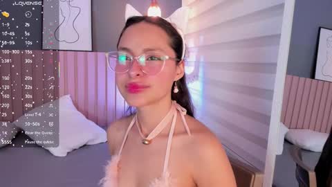   online show from 09.10.25