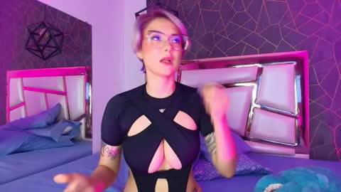 Annie  online show from 11.03.25