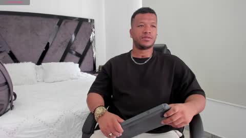 Annie and Stefan online show from 04.11.26