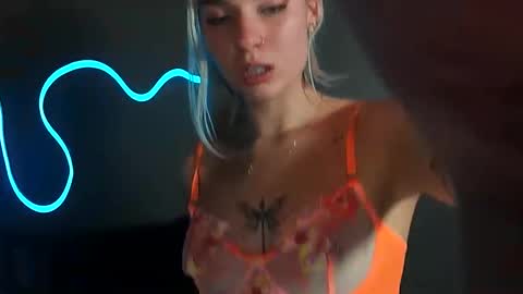  ONLY FANS   online show from 01.03.25