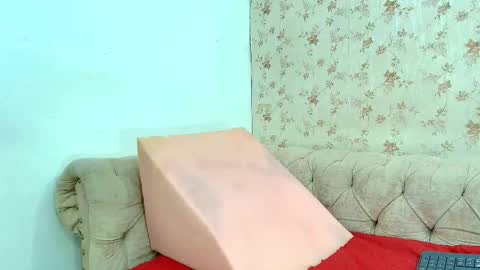 annie online show from 09.10.25