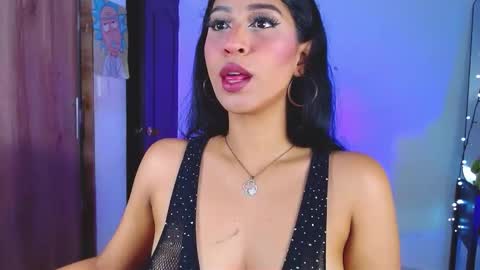 AnnieBlu3 online show from 11.03.25