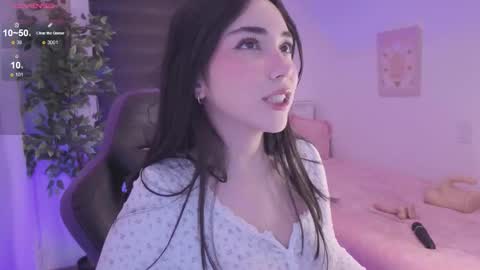 Cassandra online show from 10.17.25