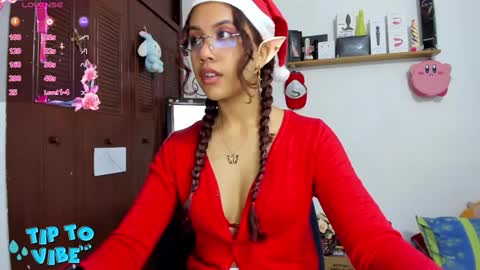 Snapshot of anniecottan chatting on 12.11.24 Annie cottan  online show from 12.11.24