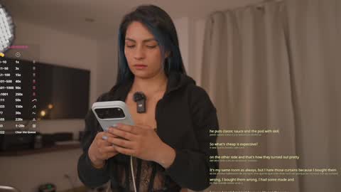 Snapshot of annieguzman_ chatting on 02.19.26 Annie FREE TRIAL IN BIO online show from 02.19.26