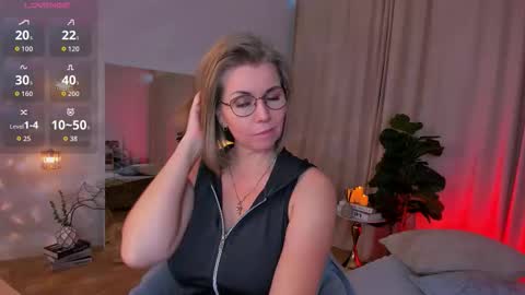 Annie online show from 03.21.26