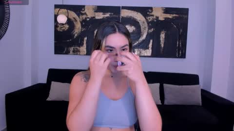 Annie Monroe online show from 11.11.25