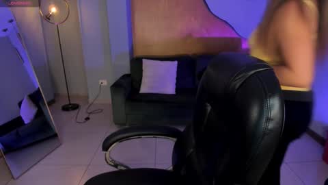 Annie Monroe online show from 01.09.26