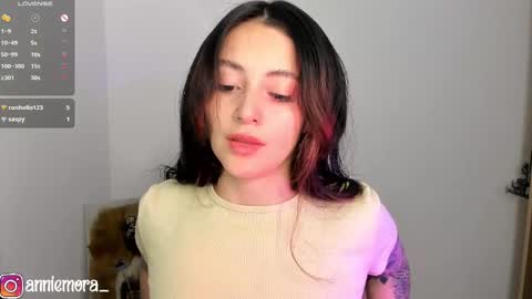 Annie online show from 02.21.25