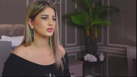 AnnieStyles online show from 02.05.25