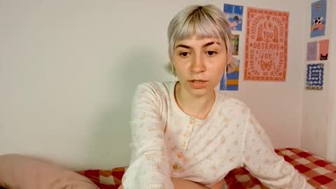 Snapshot of annietinky chatting on 11.09.25 annietinky online show from 11.09.25