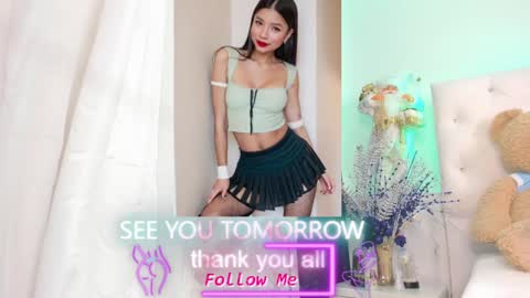 Snapshot of annigv chatting on 01.02.25 Angels Melody online show from 01.02.25