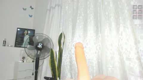 Snapshot of annigv chatting on 02.26.25 Angels Melody online show from 02.26.25