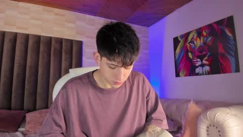 Annie  Alex online show from 01.12.25