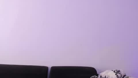 Annie  Alex online show from 02.08.25