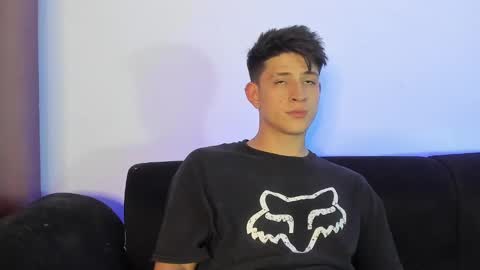 Annie  Alex online show from 03.01.25