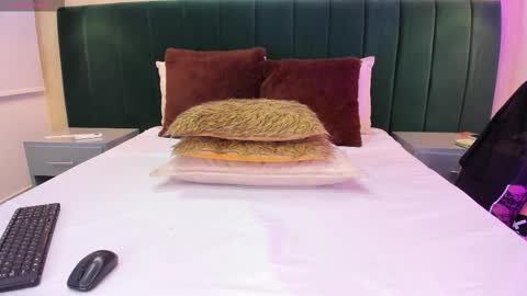 ANNIE  online show from 10.31.25