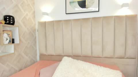 Annie Queen online show from 03.28.26