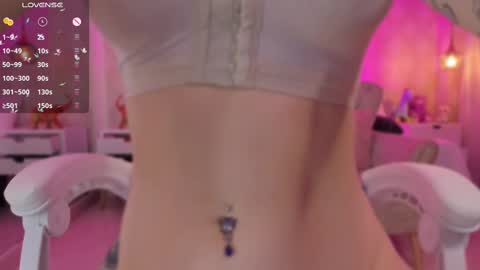 Snapshot of anniita_ chatting on 02.21.25 VIVIANNA online show from 02.21.25