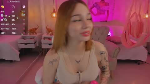 Snapshot of anniita_ chatting on 03.04.25 VIVIANNA online show from 03.04.25