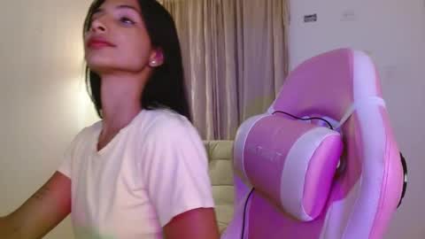 AnnaS online show from 04.11.26