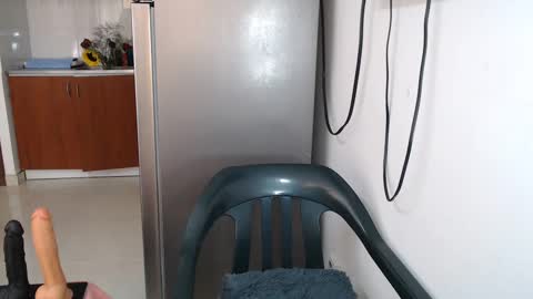 anntonella_squirt online show from 09.24.25