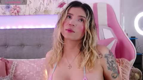 Antonella Lee online show from 04.18.26