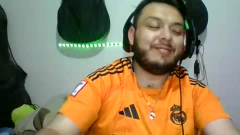 lion kennedy independent model moderator online show from 11.05.25