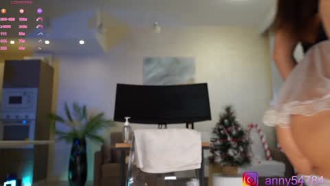 anny54784 online show from 12.17.25