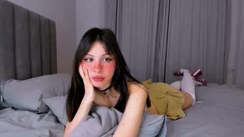 Snapshot of anny_leinhart chatting on 10.02.25 Ana online show from 10.02.25