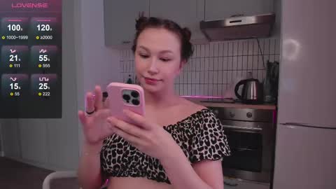 Anna online show from 02.19.25