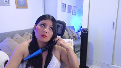 ANNY LOUIS online show from 11.25.25