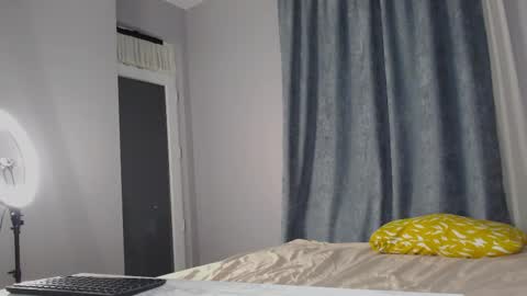 Snapshot of anny_meow chatting on 02.06.25 Ann  My current schedule is below  online show from 02.06.25